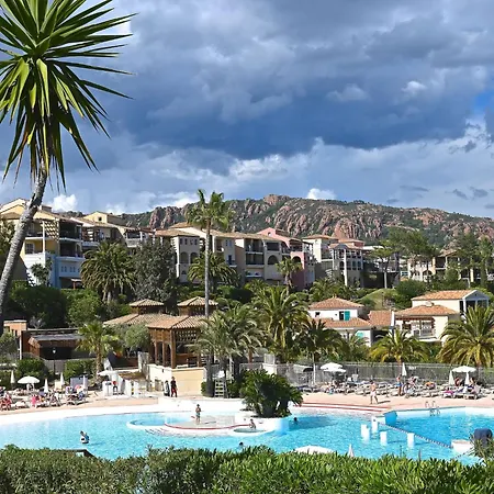 Village Cap Esterel - L'esquinade-34 By Interhome